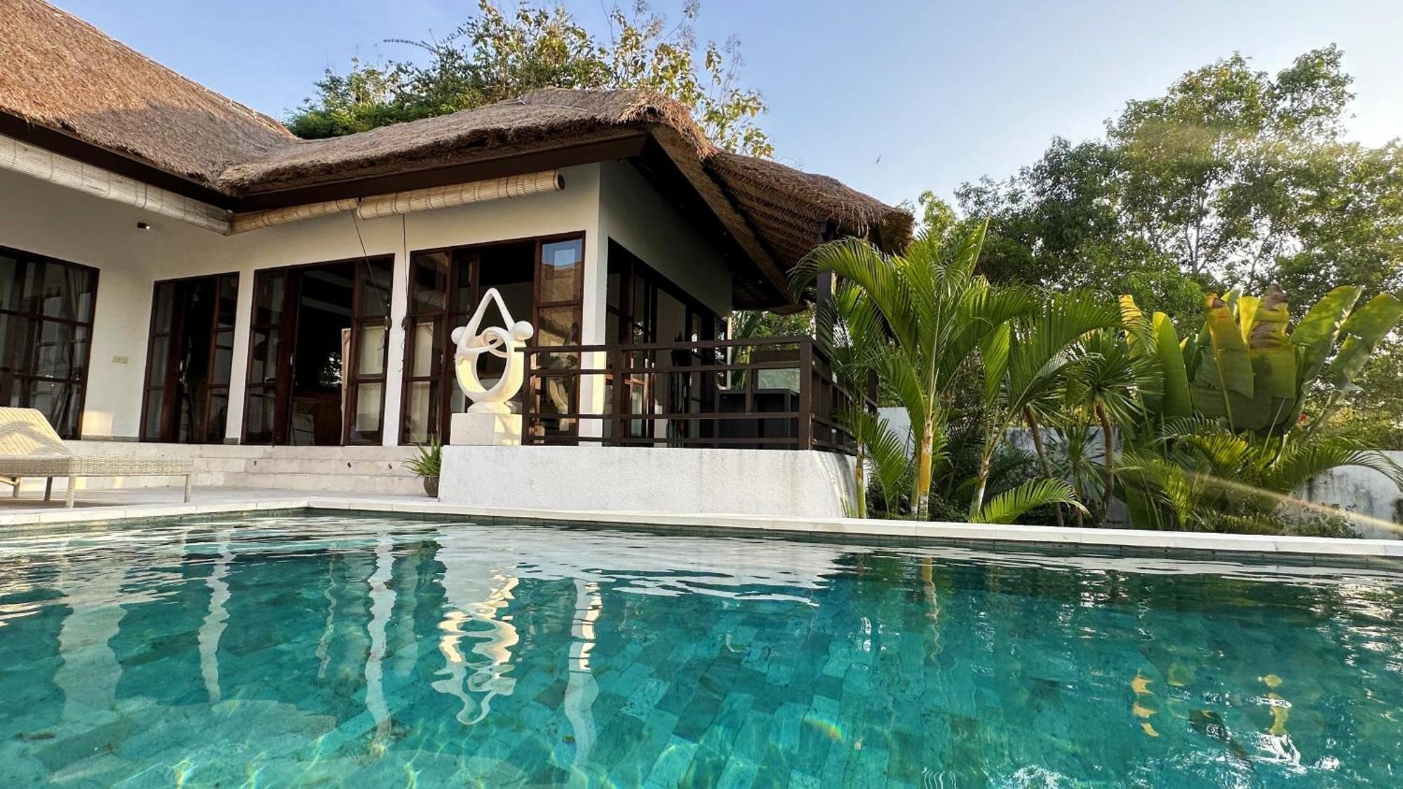 Villa Michiko Uluwatu Екстериор снимка
