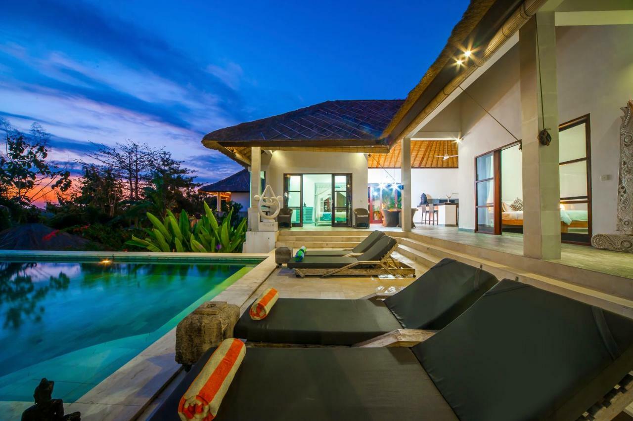 Villa Michiko Uluwatu Екстериор снимка