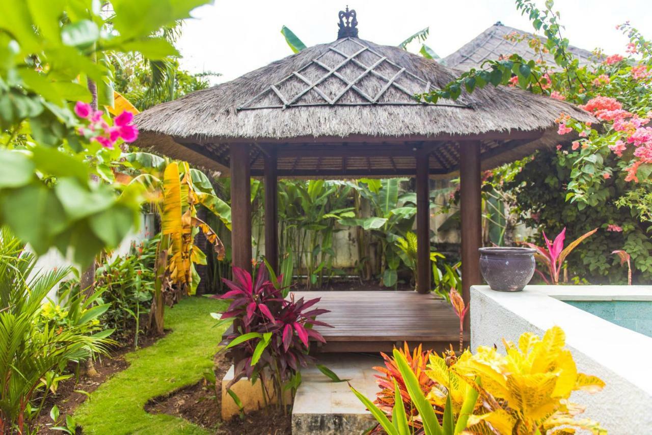 Villa Michiko Uluwatu Екстериор снимка