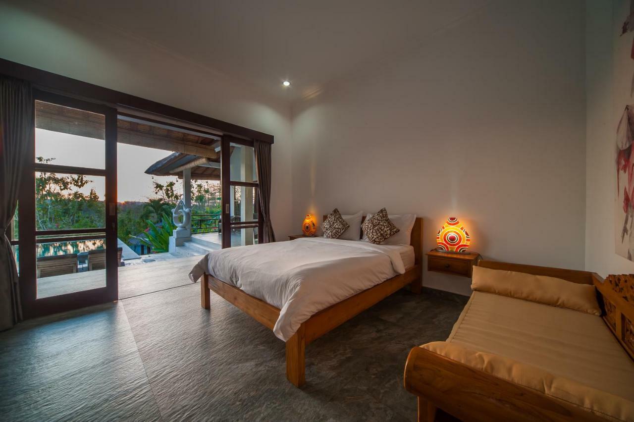 Villa Michiko Uluwatu Екстериор снимка