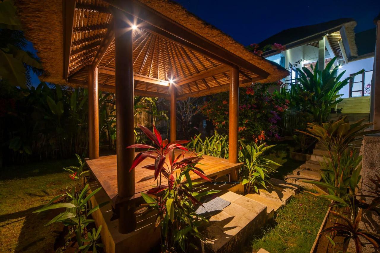 Villa Michiko Uluwatu Екстериор снимка